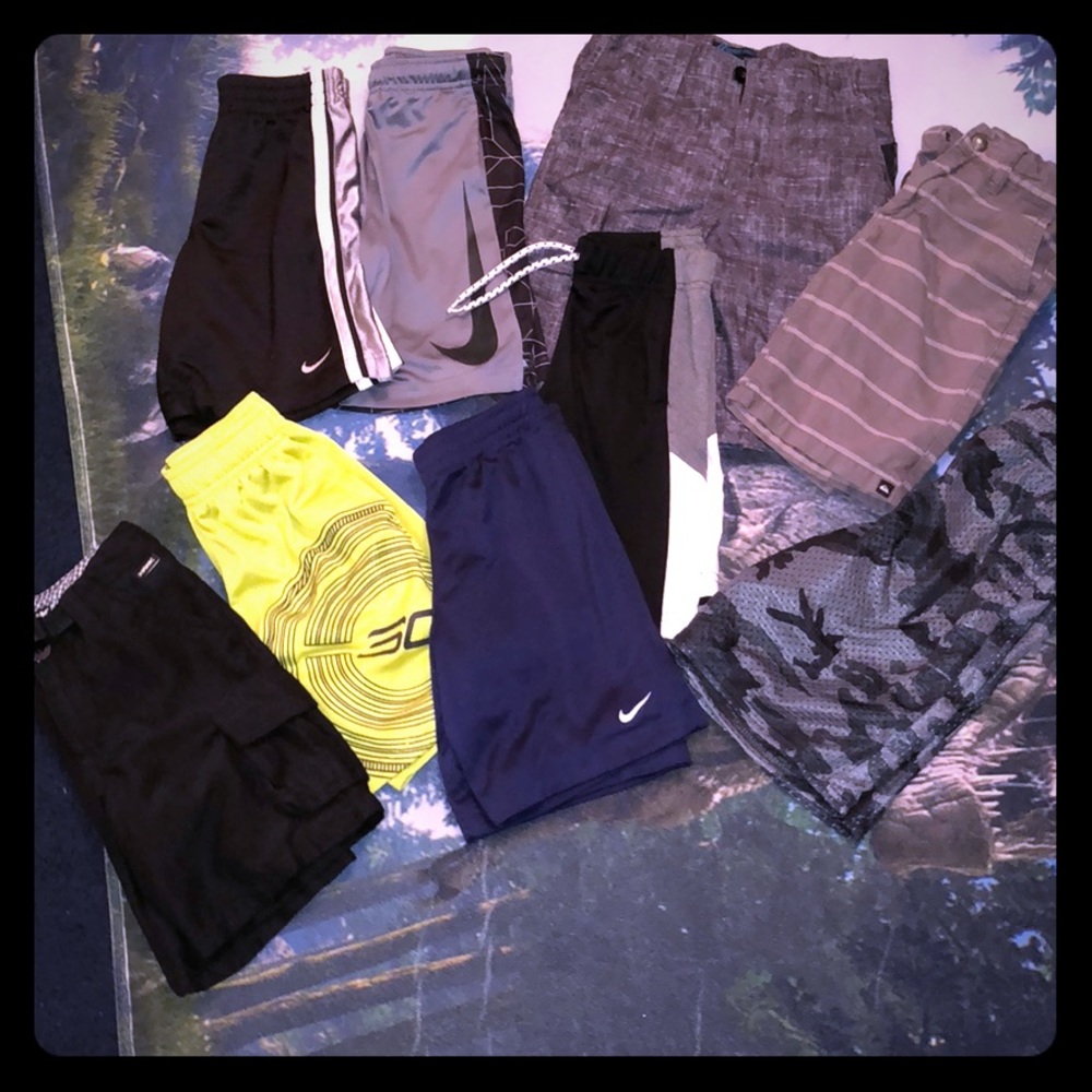 Bundle of boys athletic/skating shorts; size 6-7